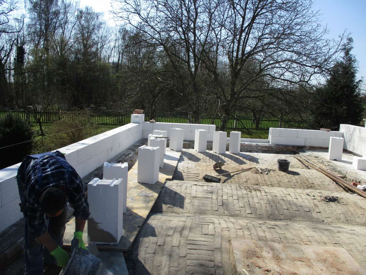 Stavba hrubých staveb